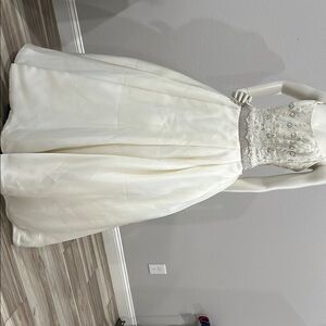 MANALE New York Wedding Dress, 100% Silk Elegant Pearl Strapless Gown Size 8
